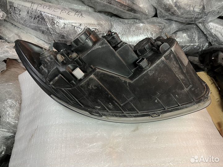 Фара левая и правая Hyudai SantaFe 2 галоген