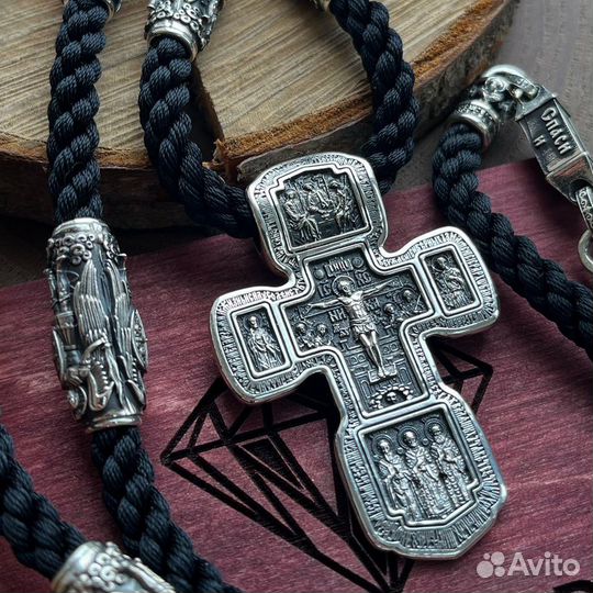 Шнурок гайтан и серебряный крест