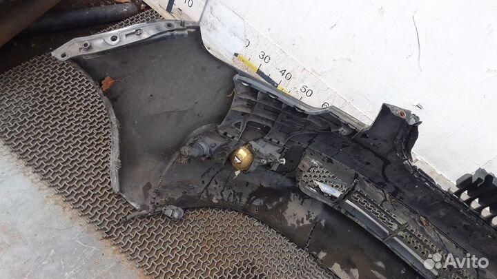 Бампер передний Skoda Superb