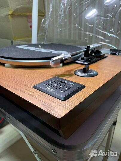 Виниловый проигрыватель lenco LS-55WA