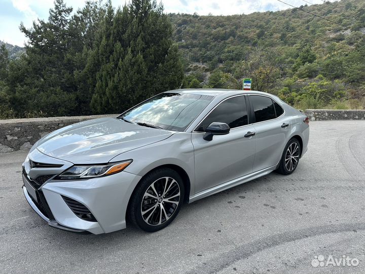 Toyota Camry 2.5 AT, 2018, 107 000 км