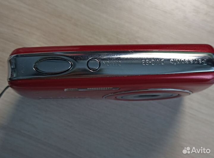 Компактный фотоаппарат