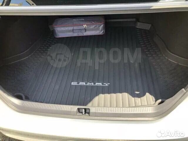 Оригинальный коврик toyota camry