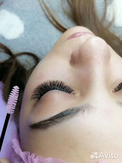 Обучение наращиванию ресниц