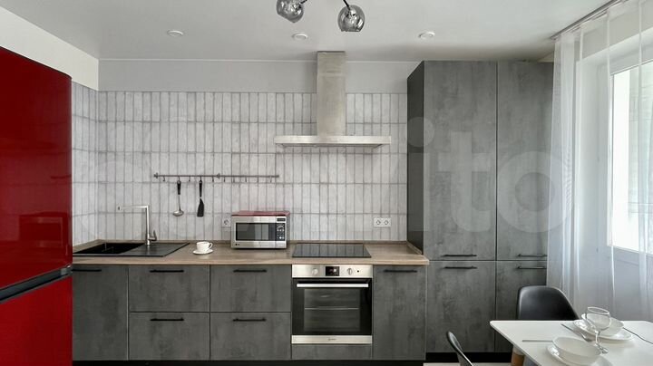 2-к. квартира, 45 м², 4/9 эт.