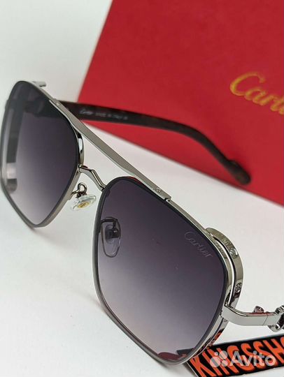 Солнцезащитные очки