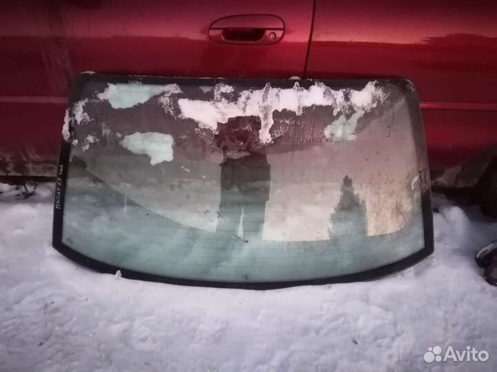 Стекло заднее лобовое Volkswagen Passat b3