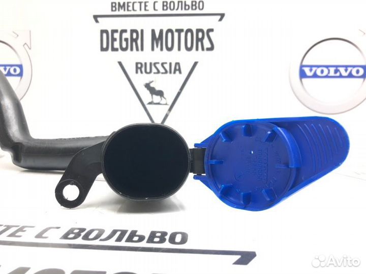 Заливная горловина бачка омывателя Volvo S80 XC70