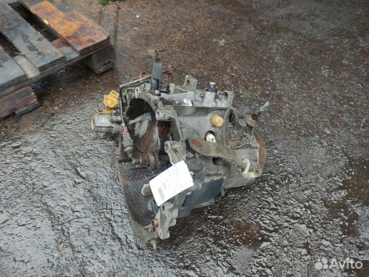 Peugeot 406 1.6 Benz 1996 механическая кпп