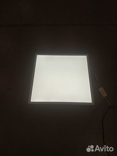 Светильник потолочный