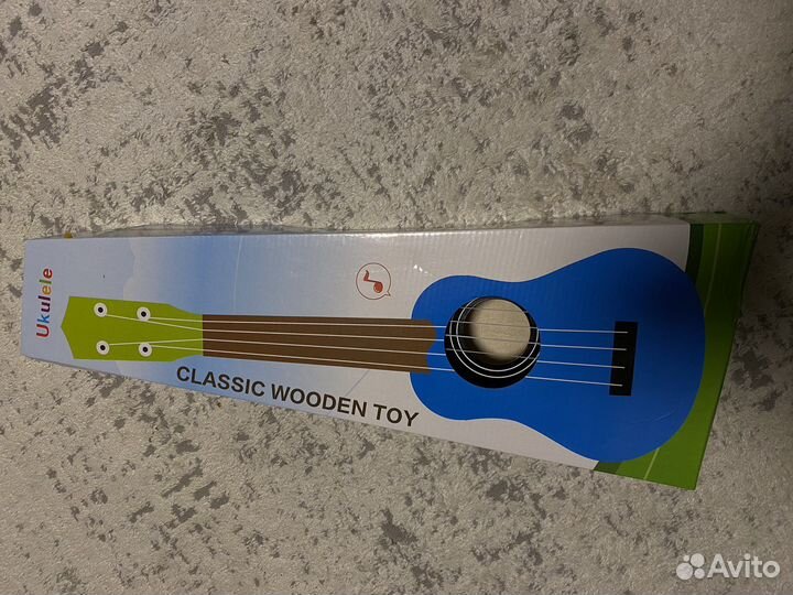 Кому укулеле)