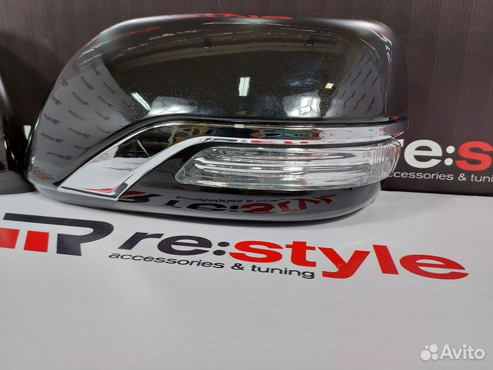 Зеркала Toyota Land Cruiser 200 08-11 Черные Exec