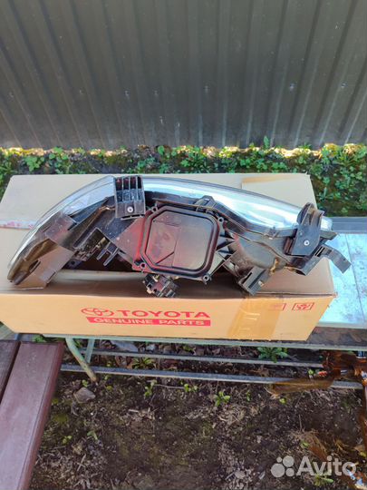 Фара правая/левая Тoyota Corolla с 2007 по 2012 г