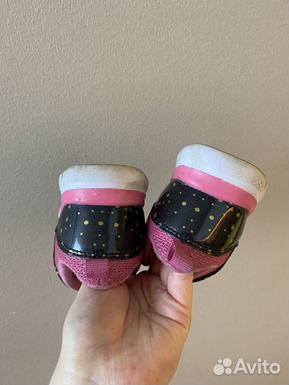 Кроссовки 27