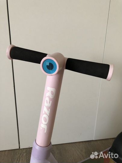 Самокат razor