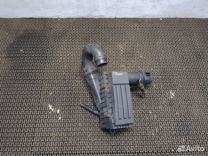 Корпус воздушного фильтра Volkswagen Tiguan, 2010