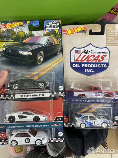 Hot wheels premium