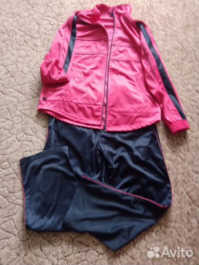 Спортивный костюм женский