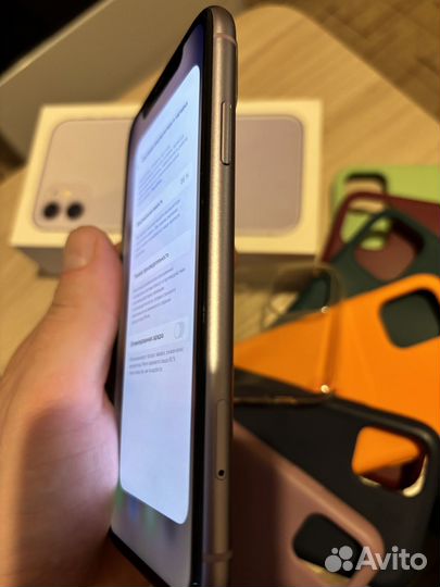 iPhone 11, 64 ГБ