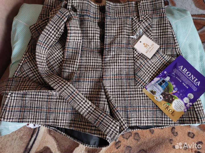 Шорты женские новые