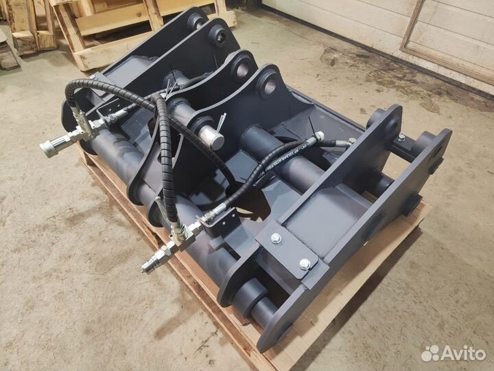 Быстросъем гидравлический для погрузчика Terex TLB