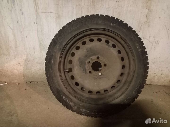 Bridgestone Ice Cruiser 7000 205/55 R16