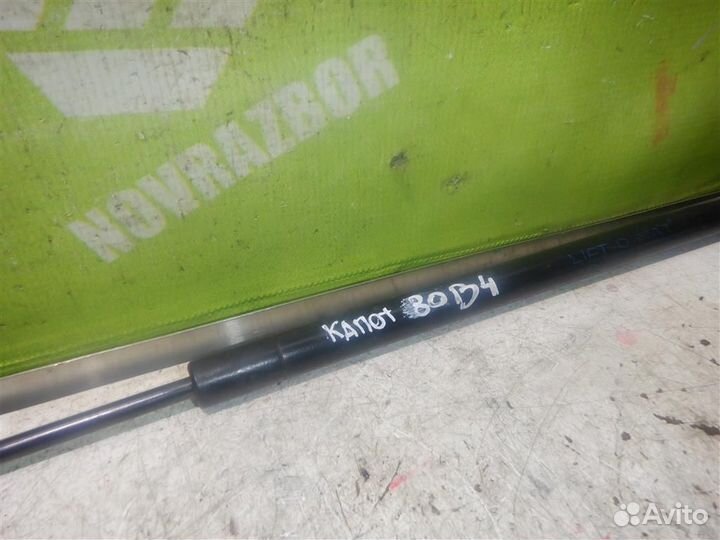 Амортизатор капота Ауди 80 90 Б4