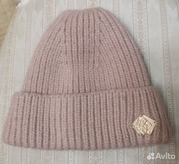 Шапка женская вязаная