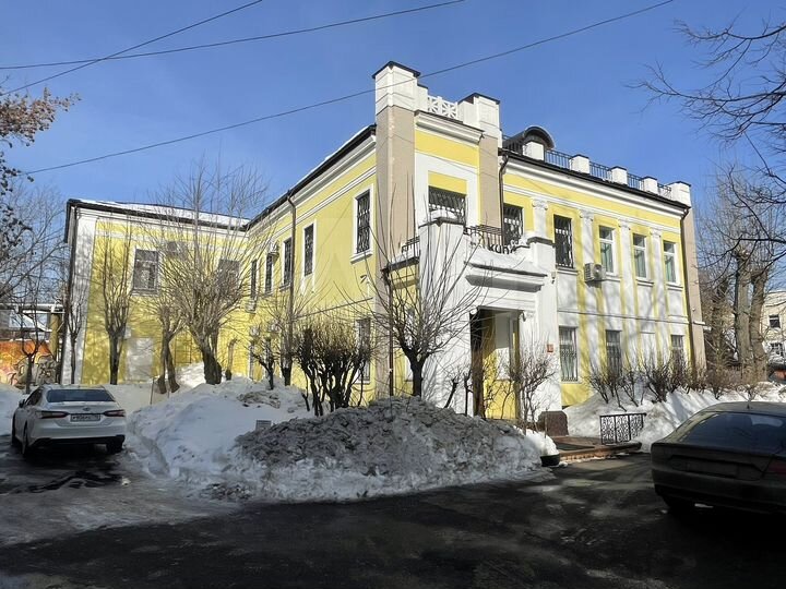 Здание, 470 м²