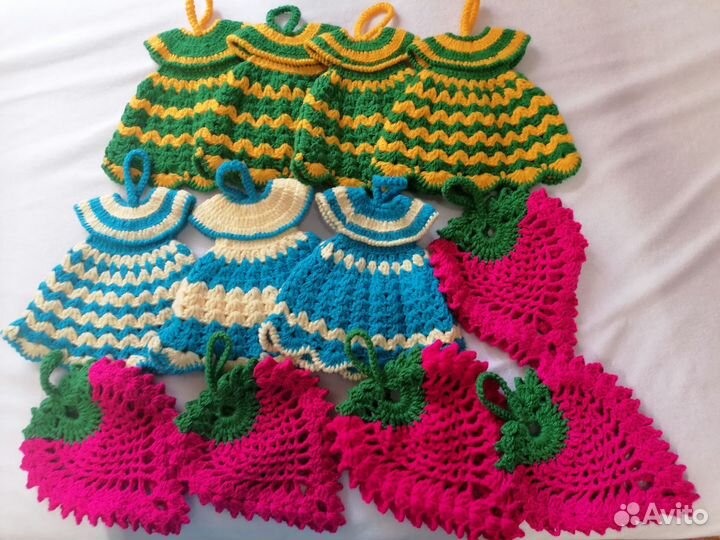 Вязаные прихватки, салфетки, воротнички, шаль