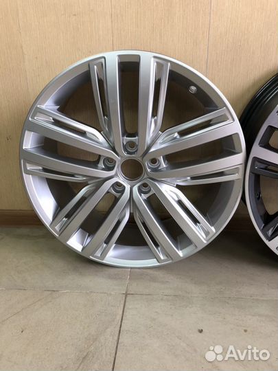 Новый диск R19 Auckland Tiguan 2 Passat B8