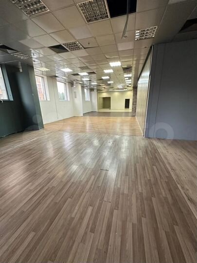 Сдам торговое помещение, 368.6 м²