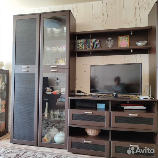 Стенка в гостиную