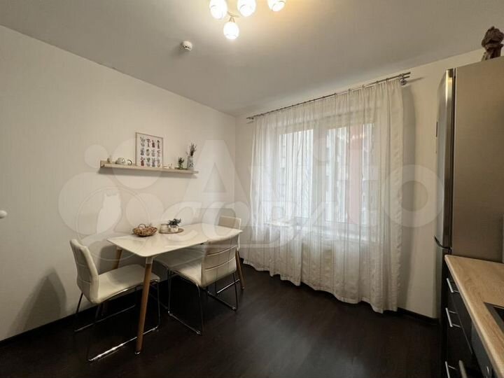 2-к. квартира, 55 м², 5/17 эт.