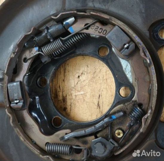 Колодки стояночного тормоза Renault Koleos 2010