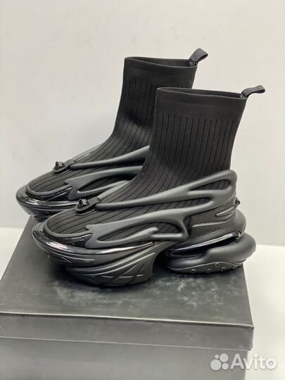 Кроссовки Balmain женские черные чулок