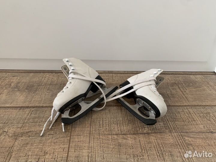 Коньки фигурные детские 27 размер