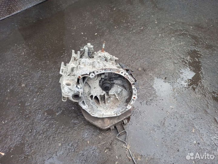 МКПП рено Сценик 2005год