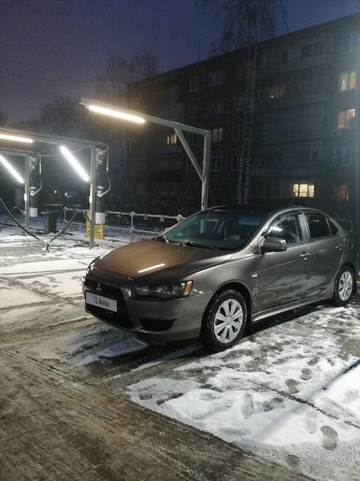 Mitsubishi Lancer: фото владельца