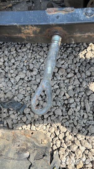 Крюк буксировочный Nissan Qashqai MR20DE 2007