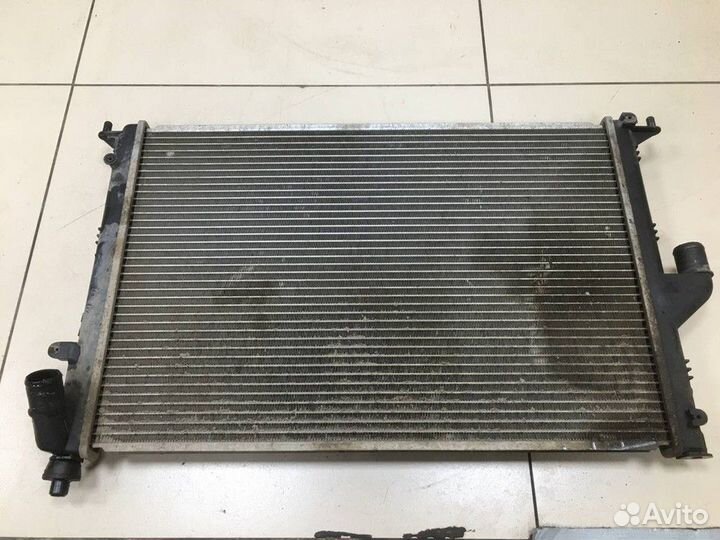Радиатор системы охлаждения Renault Logan