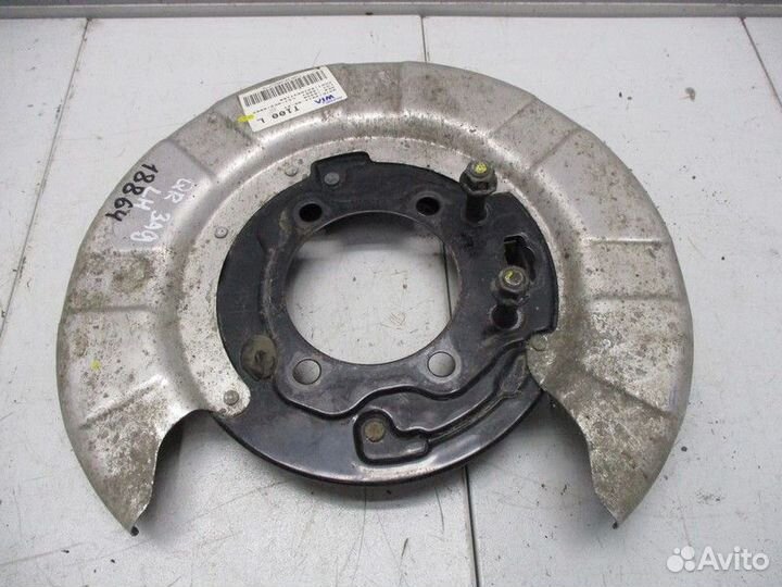 Щит опорный задний левый Kia Quoris KH