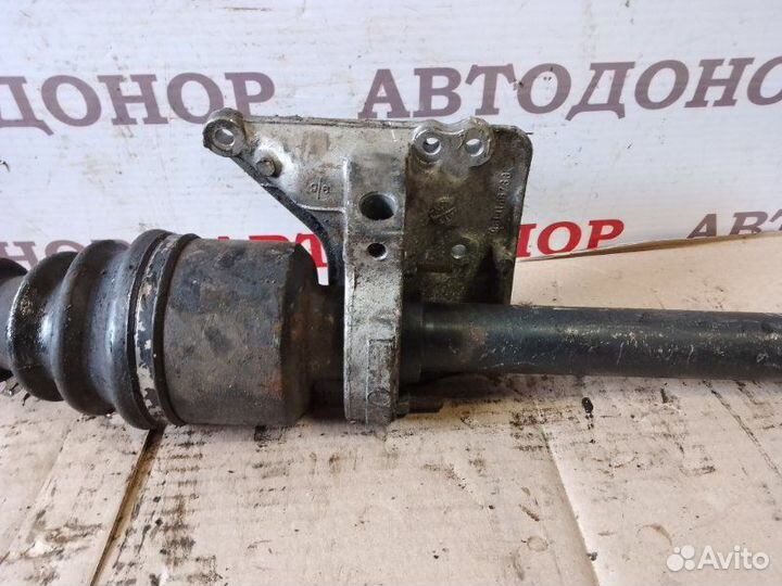 Полуось привод передний правый Peugeot 605 2.5TD