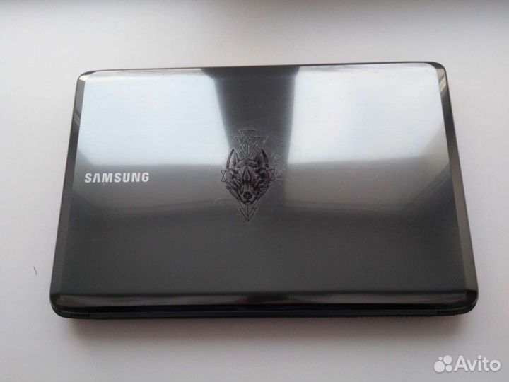 Samsung R525