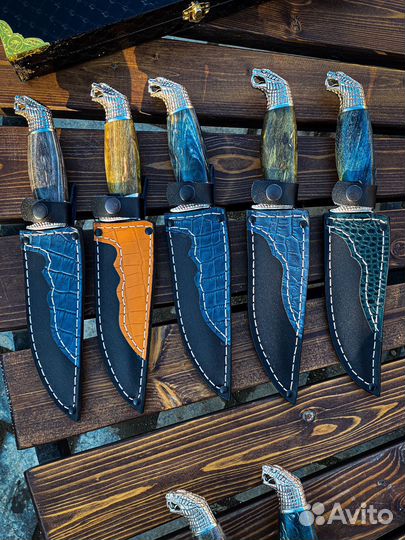 Нож из дамасской стали