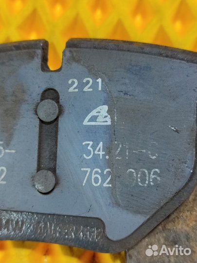 Колодки тормозные задние Bmw 5 E60 2.5 N52 2009