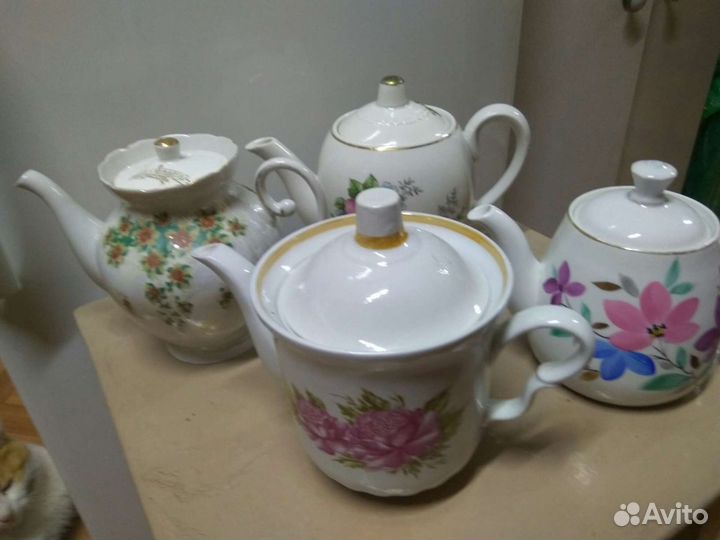 Набор из чайников ссср, ложечки сувенирные