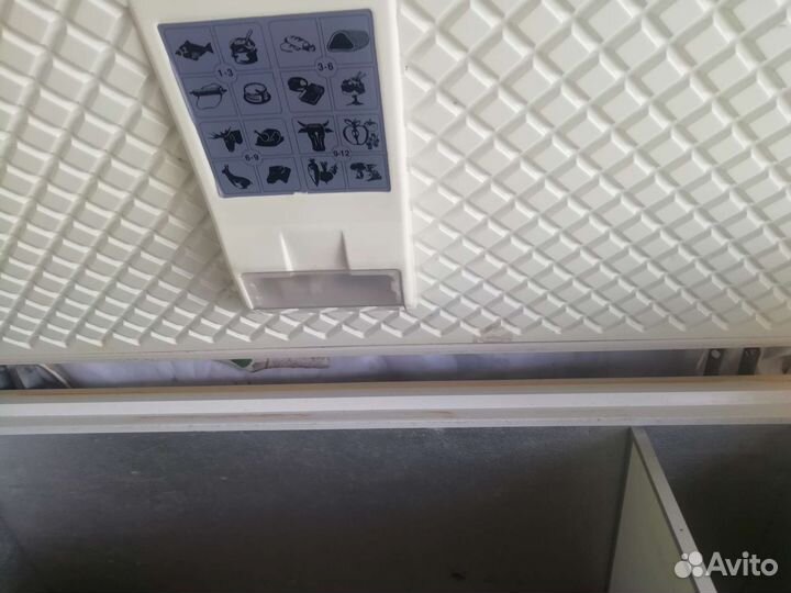 Морозилку, ларь