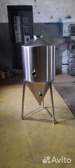 Цкт 65 л из нержавейки с горловиной на 8 