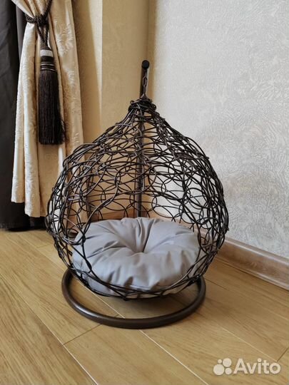 Домик для животных подвесной